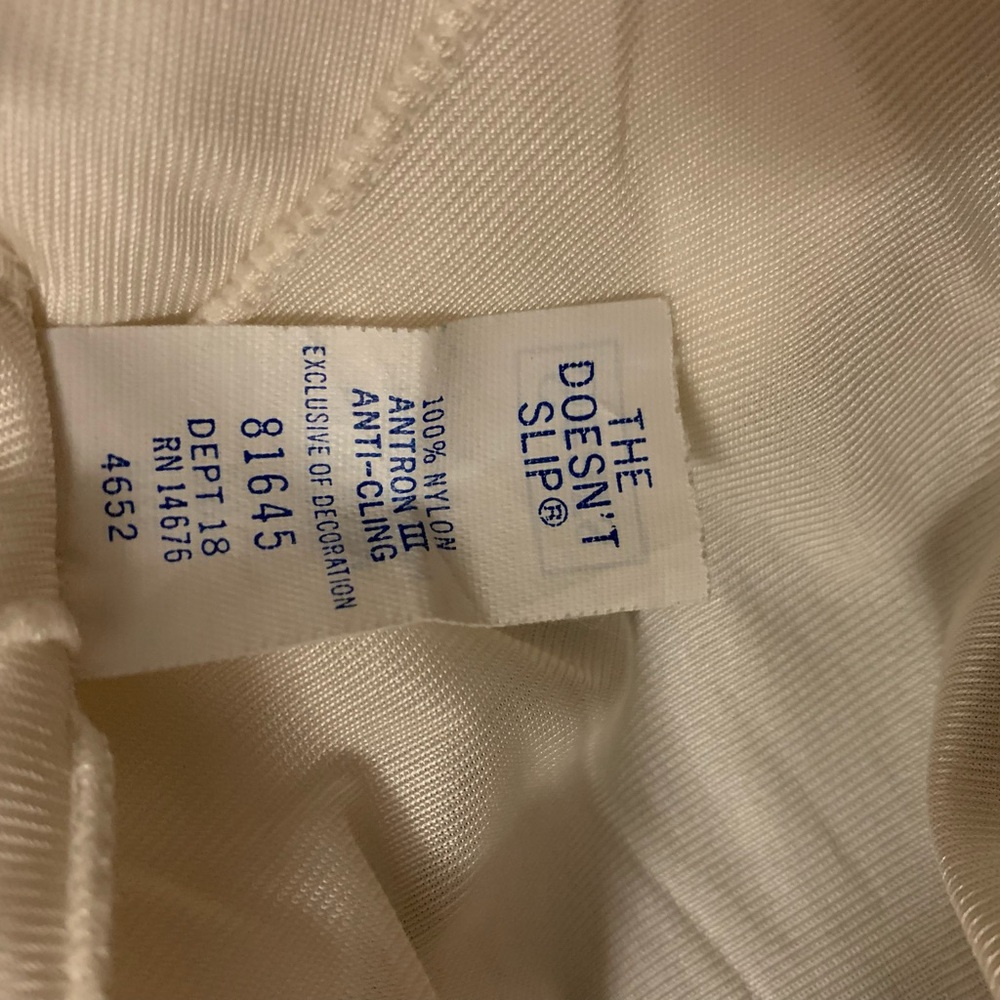 Vintage Sears Nylon Slip Dress Size 38 Cream Lace Hem Antron III - Picture 8 of 8